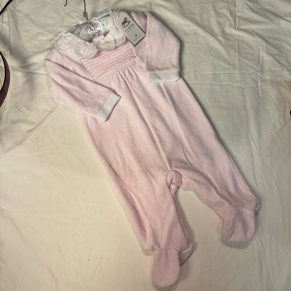 NWT BOUTIQUE Adorable Pink Footed Baby One Piece